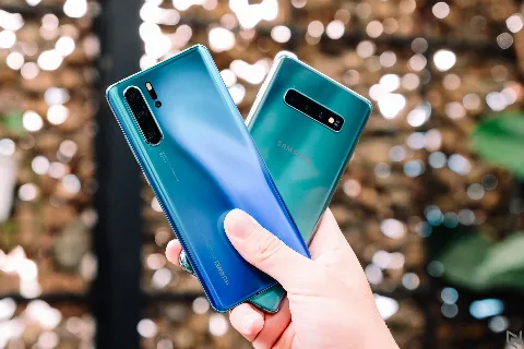 Samsung bất ngờ cho phép đổi smartphone Huawei lấy Galaxy S10 tại Singapore