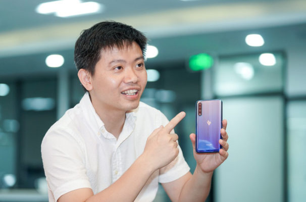 Ông Nguyễn Minh Việt - Viện trưởng Viện Nghiên cứu Thiết bị di động – Công ty VinSmart